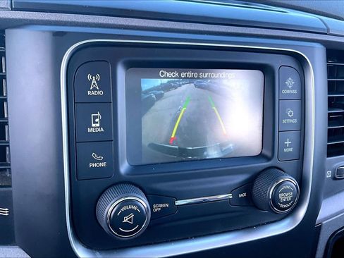 Used 2019 RAM 1500 Tradesman w/ Chrome Appearance Group RWD image 27