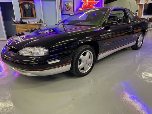 Used 1995 Chevrolet Monte Carlo Z34 FWD image 3