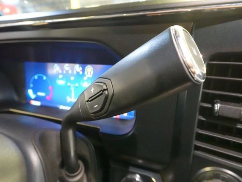 Used 2025 Ford F250 Lariat w/ Lariat Ultimate Package AWD/4WD image 16