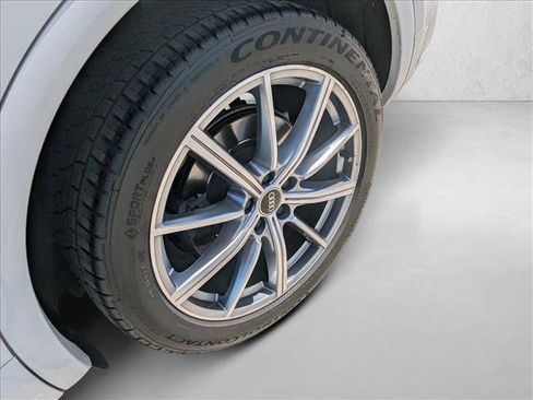 Used 2021 Audi SQ5 Premium Plus w/ Premium Plus Package AWD/4WD image 22