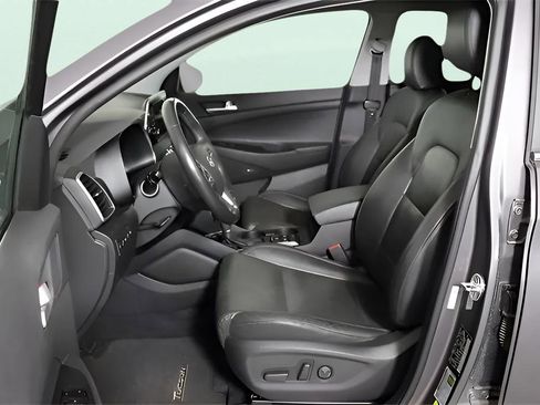 Used 2021 Hyundai Tucson Ultimate w/ Cargo Package FWD image 7
