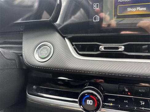 New 2026 Chevrolet Equinox LT w/ Convenience Package II image 54