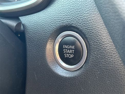 Used 2023 Toyota Corolla SE image 24