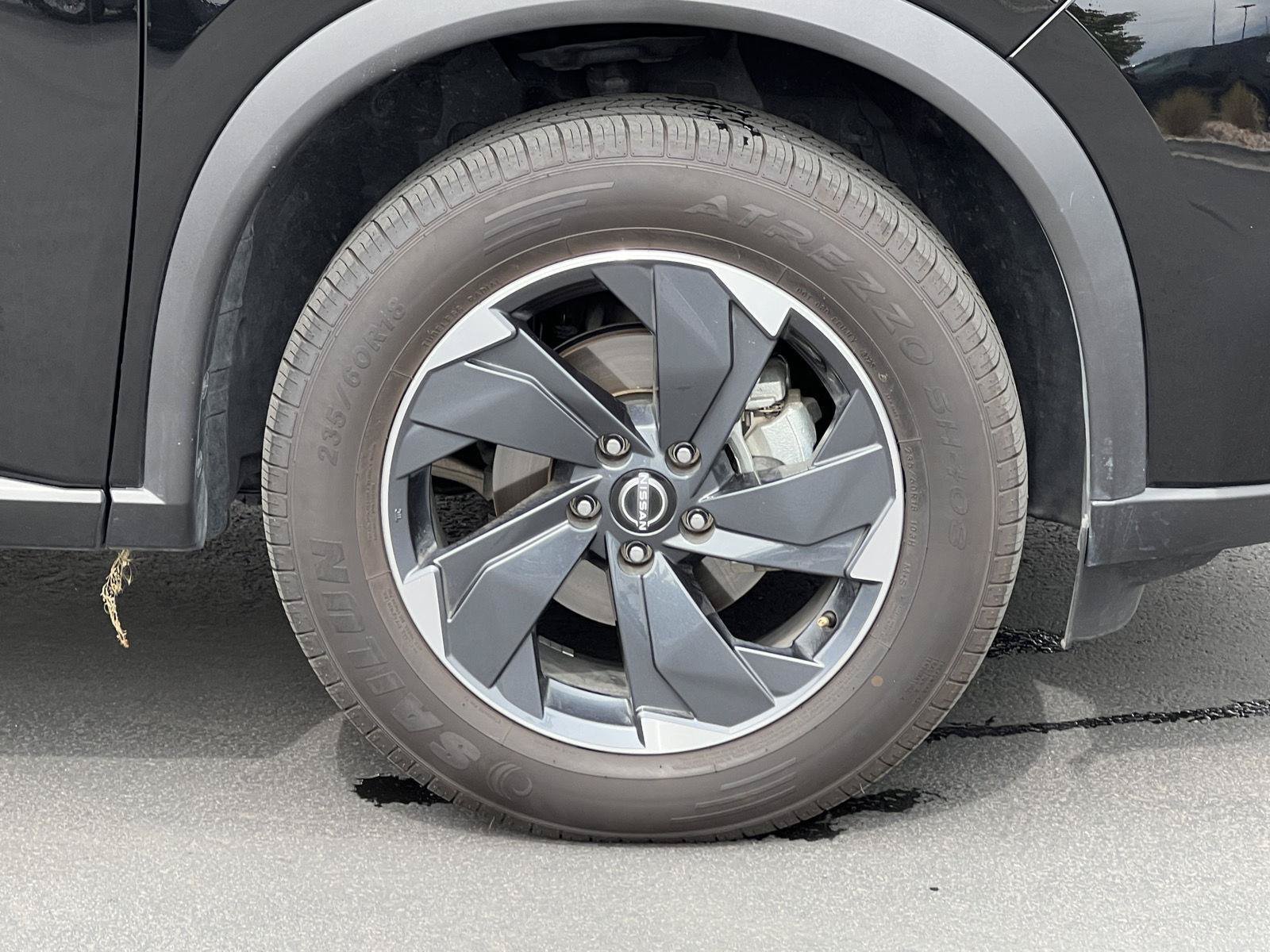 Used 2025 Nissan Rogue SV AWD/4WD image 22