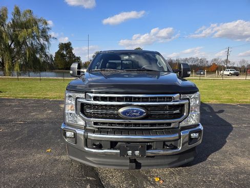 Used 2021 Ford F350 Lariat w/ Lariat Value Package image 2