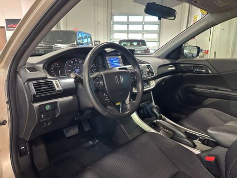 Used 2014 Honda Accord Sport image 14