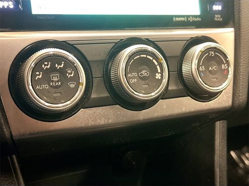 Used 2016 Subaru Crosstrek 2.0i Limited image 18