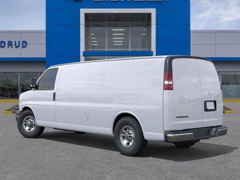New 2026 Chevrolet Express 2500 Extended RWD image 27