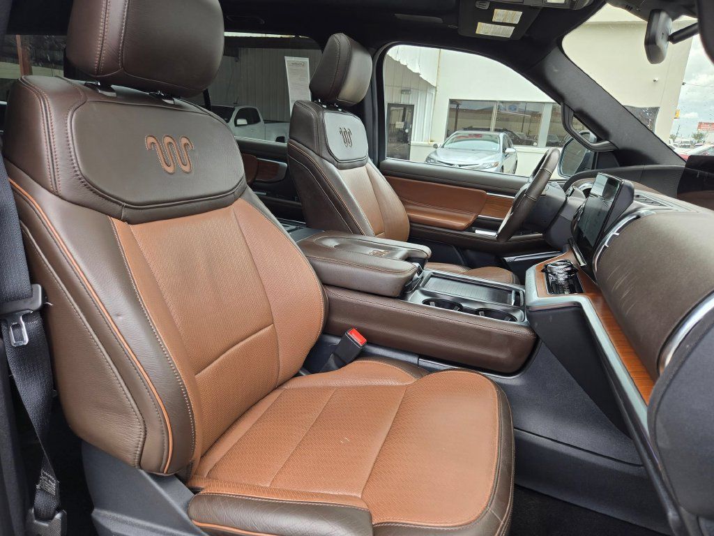 Used 2025 Ford Expedition Max King Ranch AWD/4WD image 35