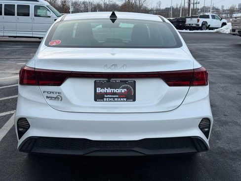 Used 2024 Kia Forte LXS image 5