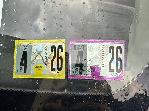 Used 2013 Toyota RAV4 XLE image 15