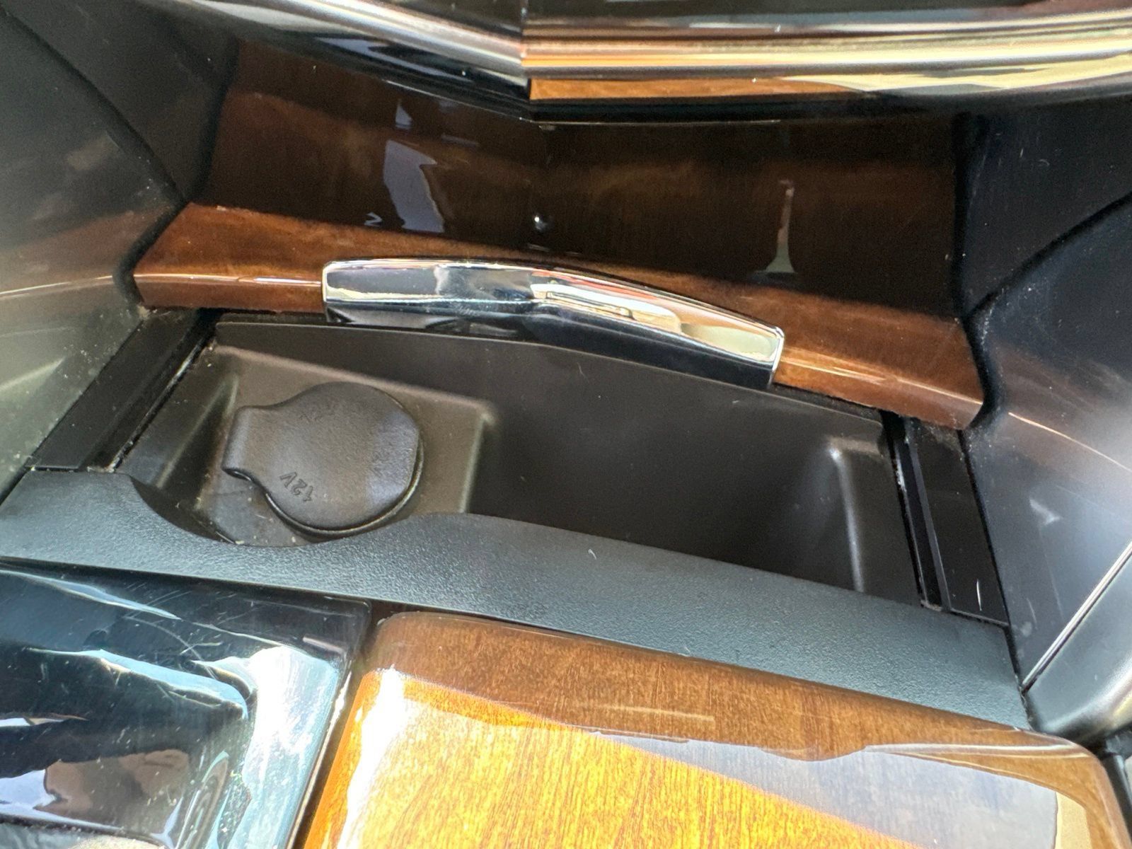 Used 2019 Cadillac XTS FWD image 25