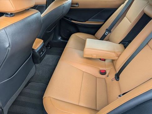 Used 2025 Lexus IS 350 F Sport image 17