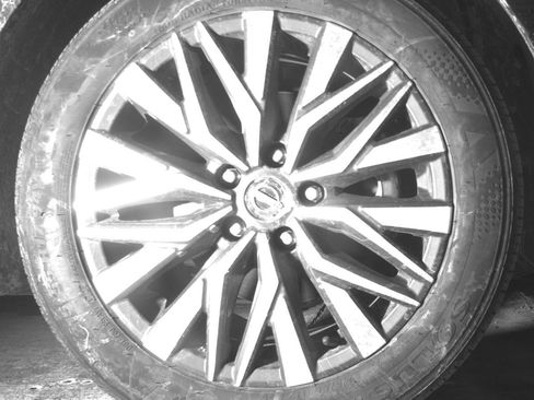 Used 2025 Nissan Altima 2.5 SV image 13