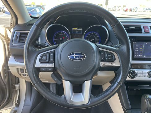 Used 2017 Subaru Outback 3.6R Limited image 25
