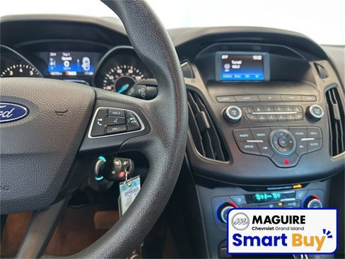 Used 2018 Ford Focus SE image 7