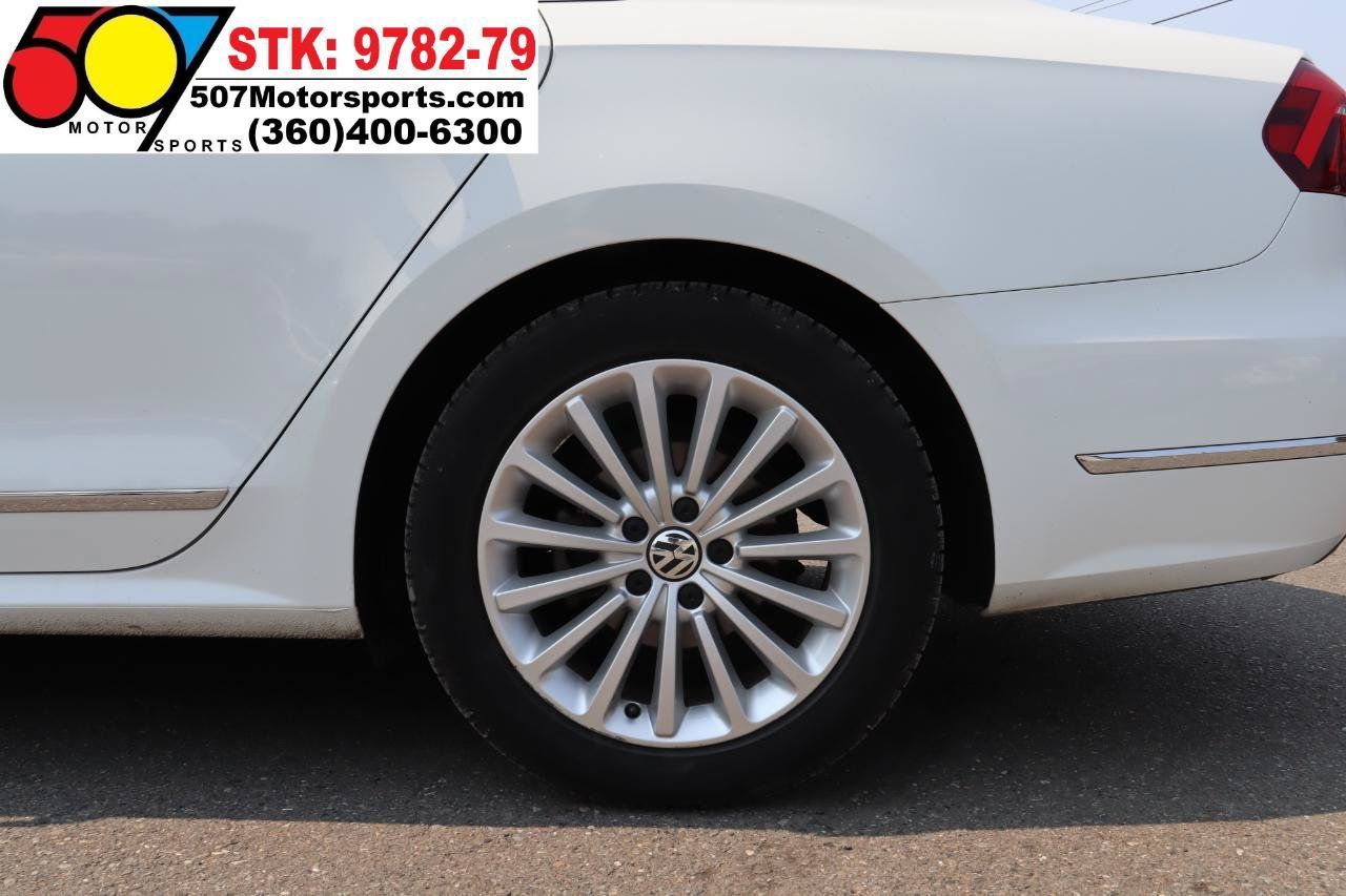 Used 2017 Volkswagen Passat 1.8T SE FWD image 21