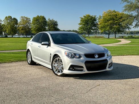 Used 2014 Chevrolet SS image 2