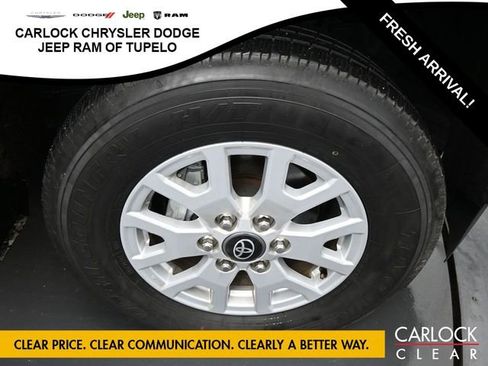 Used 2024 Toyota Tacoma 4x4 Double Cab image 43