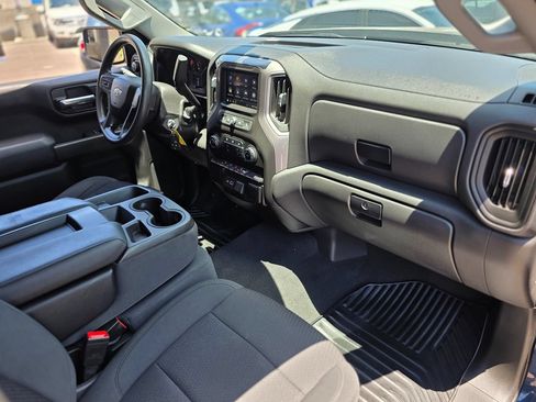 Used 2021 Chevrolet Silverado 1500 Custom AWD/4WD image 14
