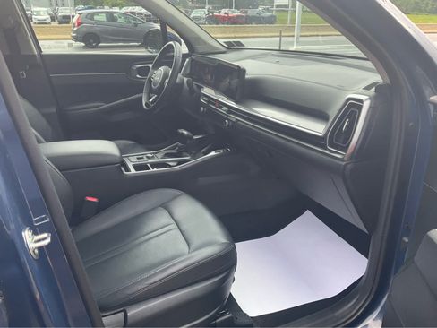 Used 2025 Kia Sorento S w/ Panoramic Sunroof Package AWD/4WD image 22