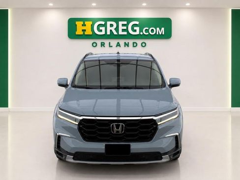 Used 2023 Honda Pilot Touring image 7