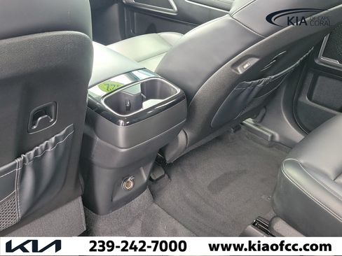 Certified 2022 Kia Telluride S FWD image 11