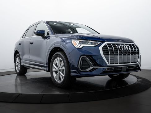 New 2025 Audi Q3 2.0T Premium image 1