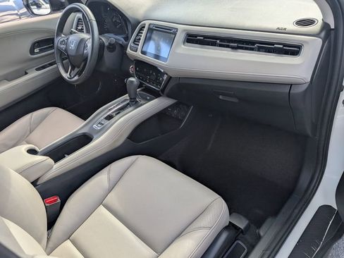 Used 2018 Honda HR-V EX-L image 19