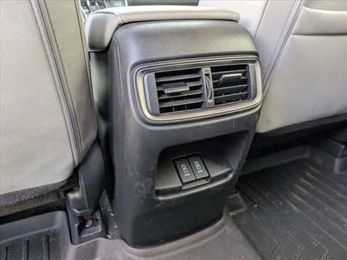 Used 2018 Honda CR-V Touring image 13