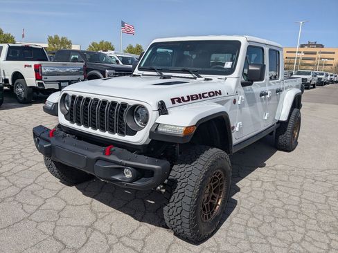 Used 2025 Jeep Gladiator Rubicon image 11