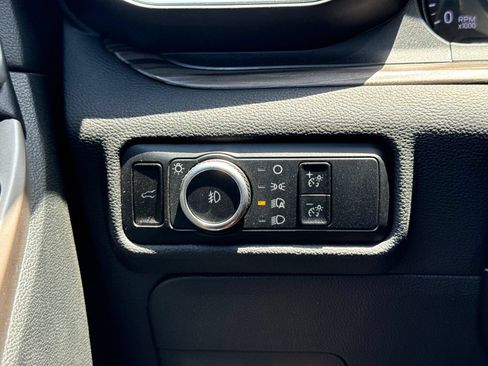 Certified 2023 Ford Explorer Limited RWD image 36