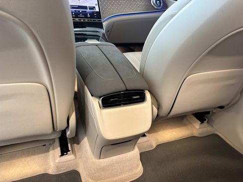 Certified 2023 Mercedes-Benz EQS 450+ SUV image 16