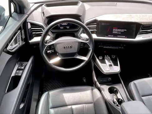 Used 2024 Audi Q4 e-tron Prestige AWD/4WD image 6