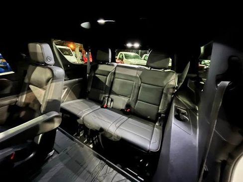 Used 2022 Chevrolet Tahoe High Country AWD/4WD image 27
