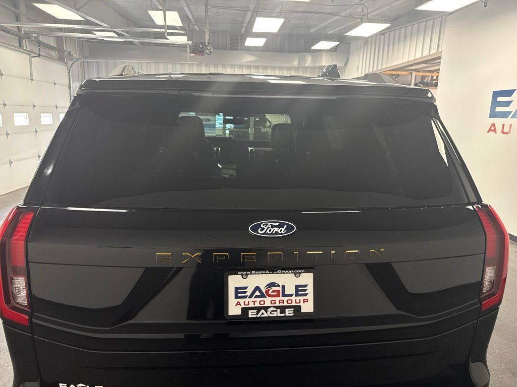 New 2027 Ford Expedition Tremor w/ Driver's Package AWD/4WD image 10