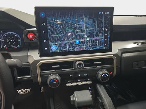 Used 2024 Toyota Tacoma TRD Sport image 23