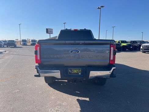 Used 2025 Ford F350 Lariat w/ Lariat Ultimate Package image 4