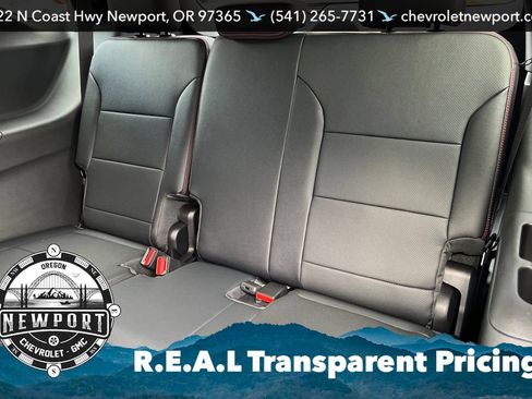 Used 2026 Chevrolet Traverse RS w/ LPO, Floor Liner Package AWD/4WD image 12
