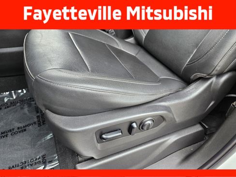 Used 2021 GMC Sierra 1500 SLT AWD/4WD image 8