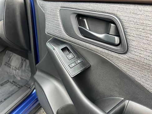 Used 2023 Nissan Rogue S image 24