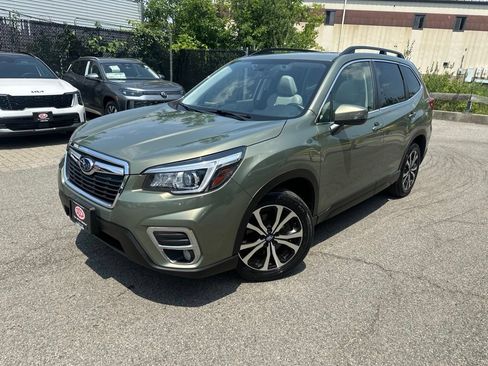 Used 2020 Subaru Forester Limited AWD/4WD image 1