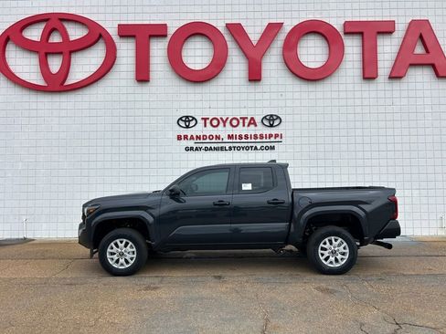 New 2026 Toyota Tacoma SR image 4