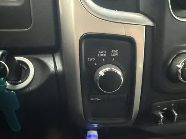 Used 2017 RAM 2500 SLT AWD/4WD image 14