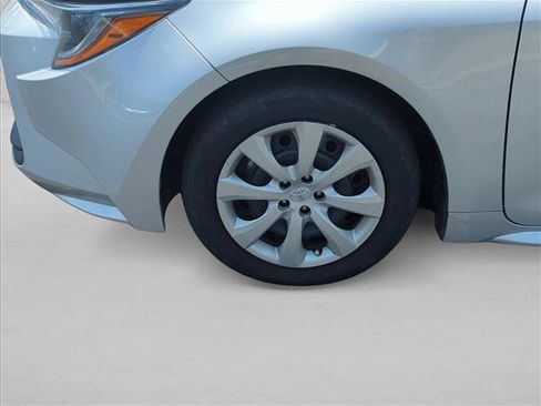 Used 2024 Toyota Corolla LE FWD image 30