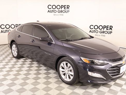 Used 2022 Chevrolet Malibu LT FWD image 1