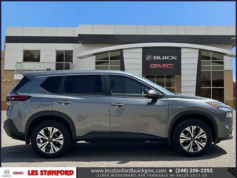 Used 2023 Nissan Rogue SV AWD/4WD image 7
