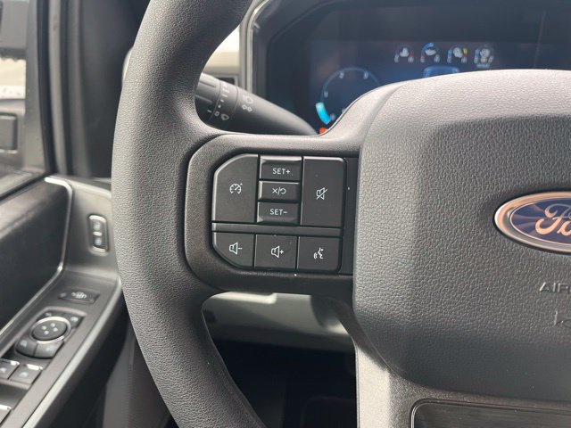 New 2026 Ford F250 XLT w/ XLT Premium Package AWD/4WD image 12