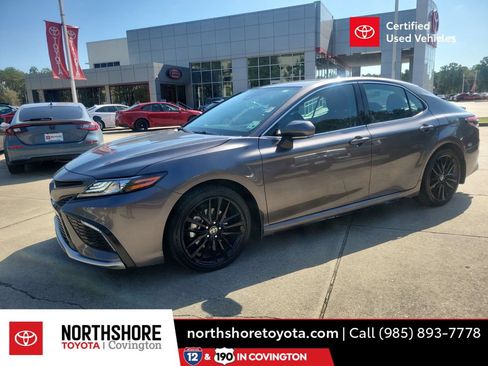 Used 2024 Toyota Camry XSE FWD image 1