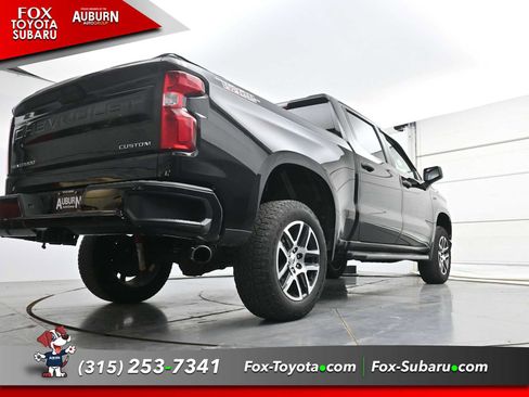 Used 2019 Chevrolet Silverado 1500 Custom Trail Boss w/ Custom Convenience Package AWD/4WD image 20